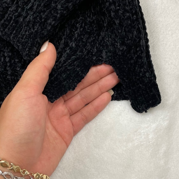 Black Aeropostale Soft Knot Sweater - Picture 4 of 4